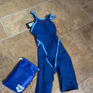 Arena POWERSKIN Carbon Core FX Open Back Tech Suit Ocean Blue 26 BRAND NEW